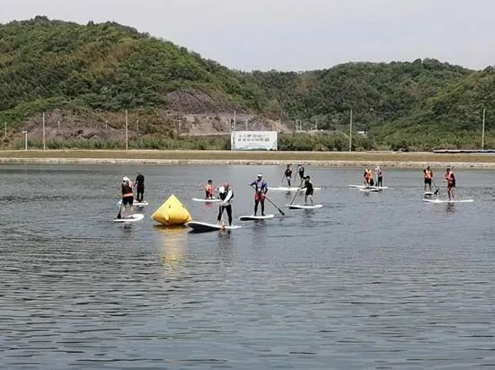 亲水同行乐享童趣西安首届亲子皮划艇趣味赛圆满落幕